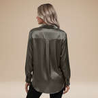 Camicia Clara in Satin: Eleganza Chic e Stile Raffinato