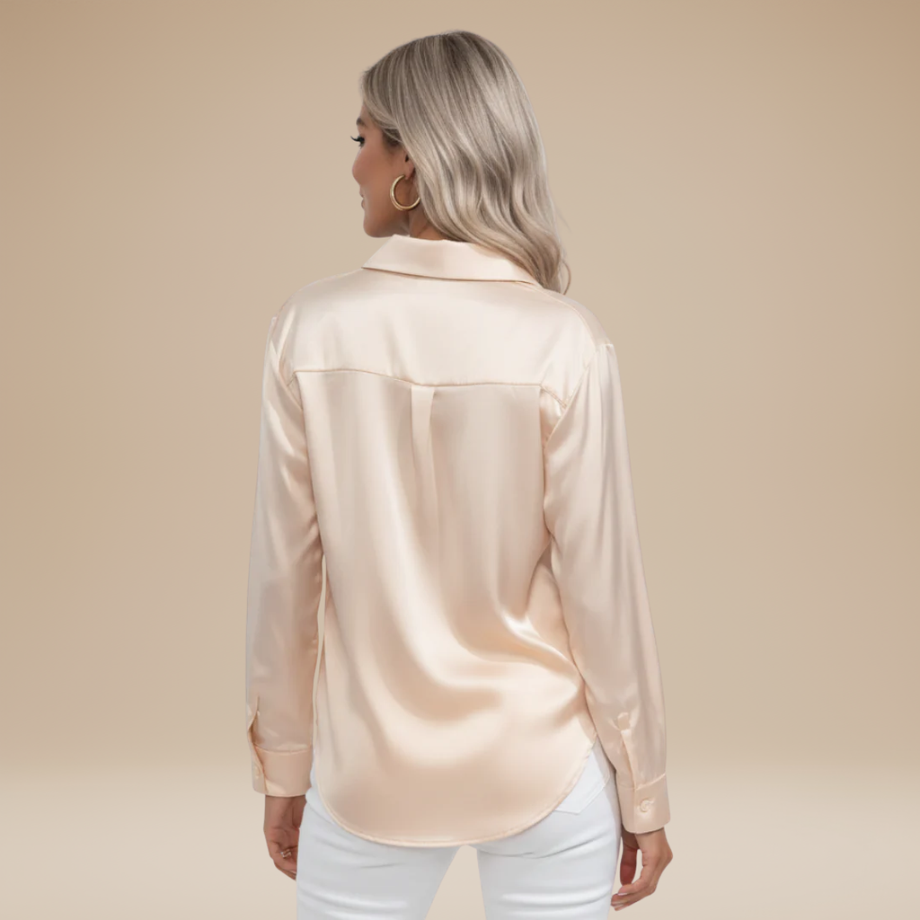 Camicia Clara in Satin: Eleganza Chic e Stile Raffinato